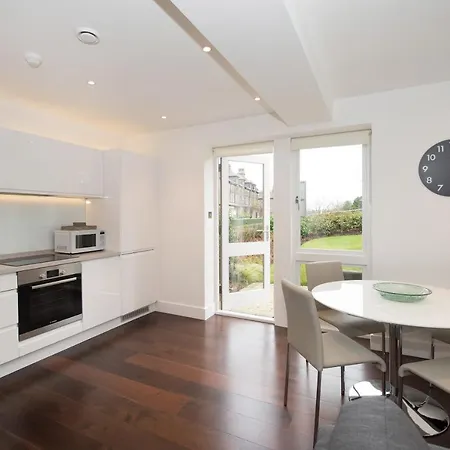 Apartment The Windsor - By Serviced