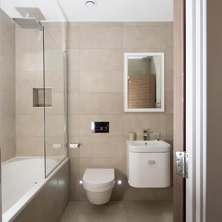 The Windsor - By Serviced * Harrogate